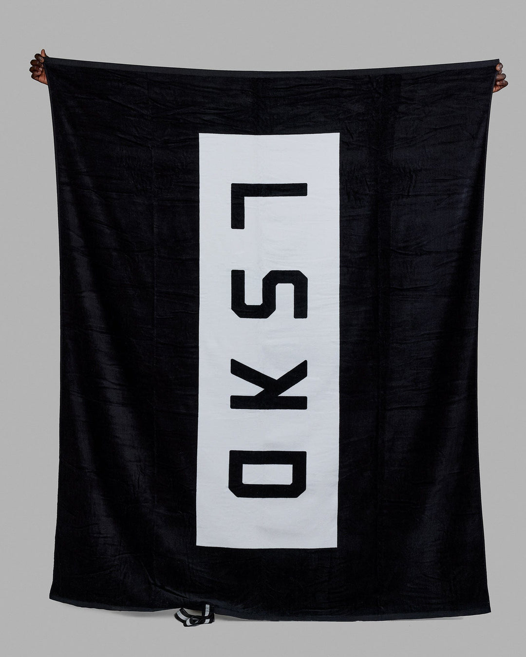 BAF Beach Towel Oversize - Black-White