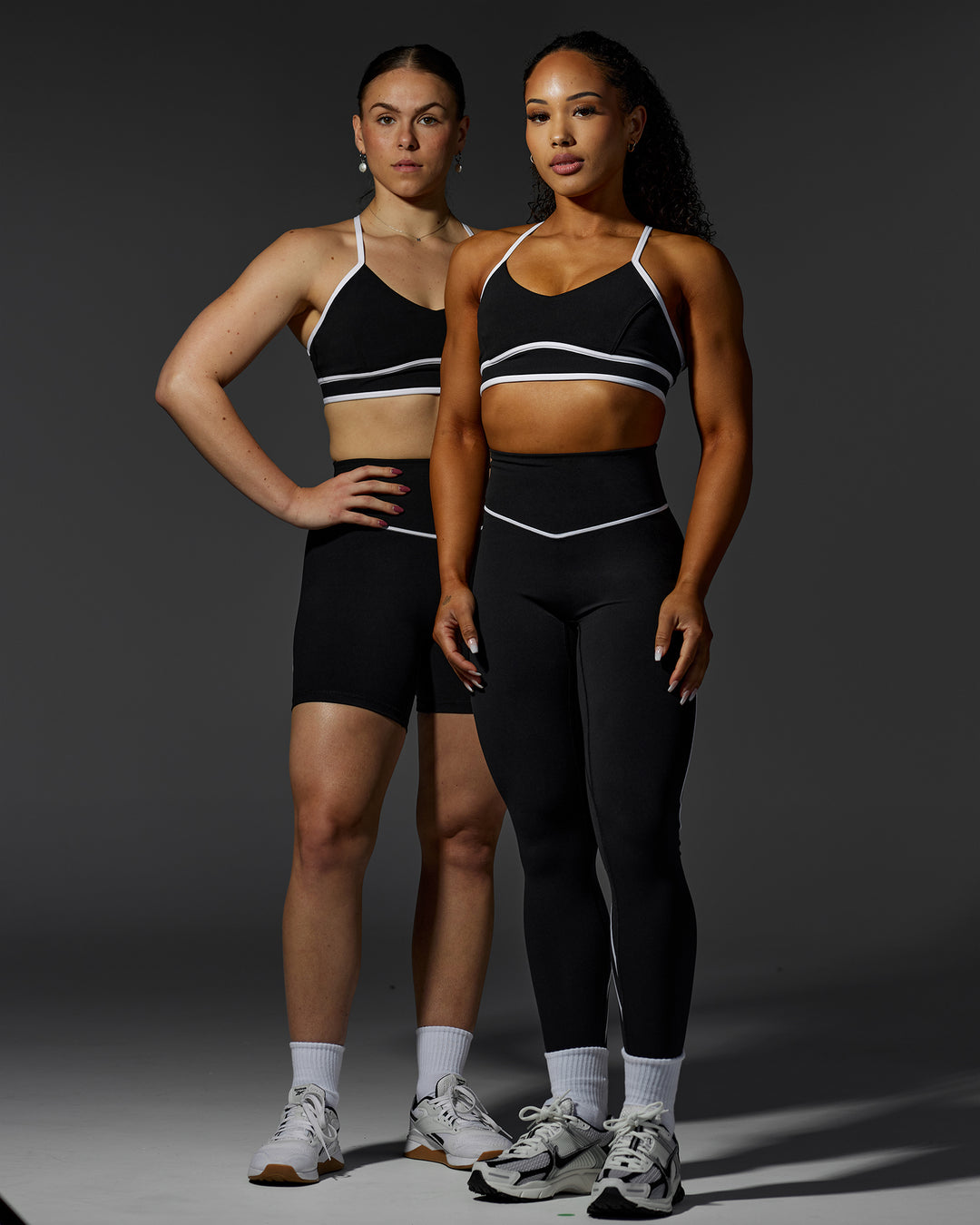 Woman wearing Contrast Sports Bra - Black-White