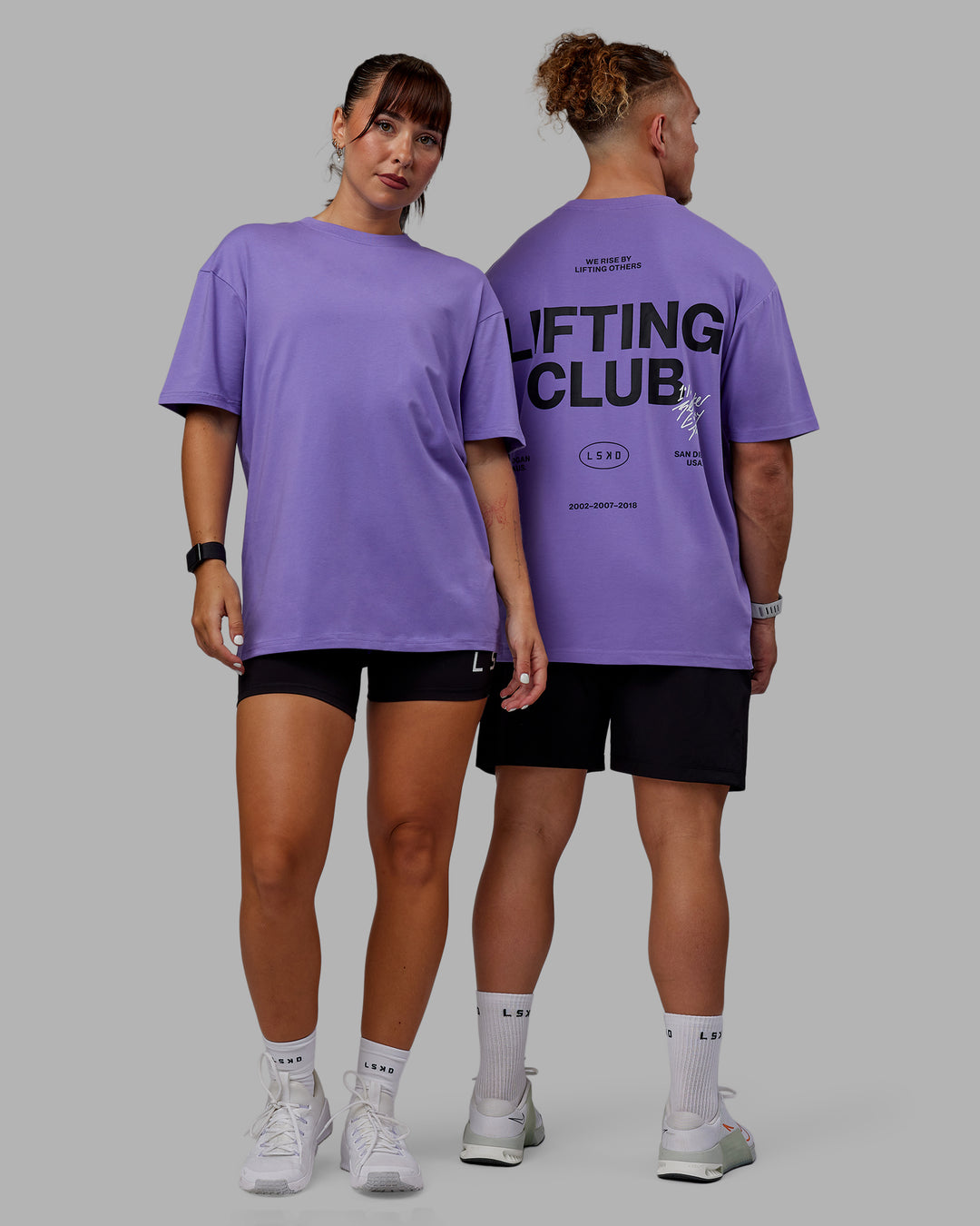 Duo wearing Unisex Lifting Club FLXCotton Tee Oversize - Dahlia Purple-Black