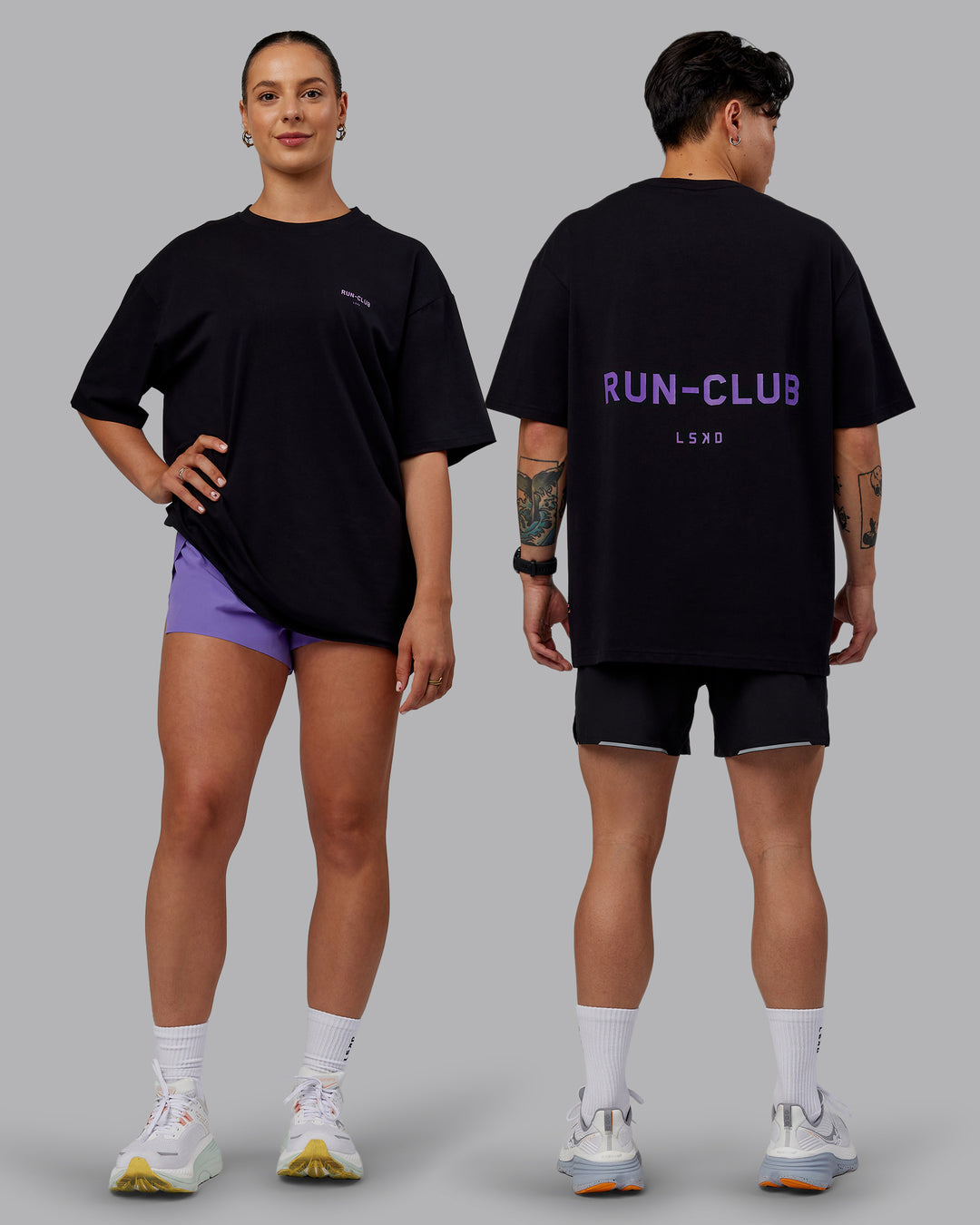 Duo wearing Unisex RUN CLUB FLXCotton Tee Oversize - Black-Purple Swirl