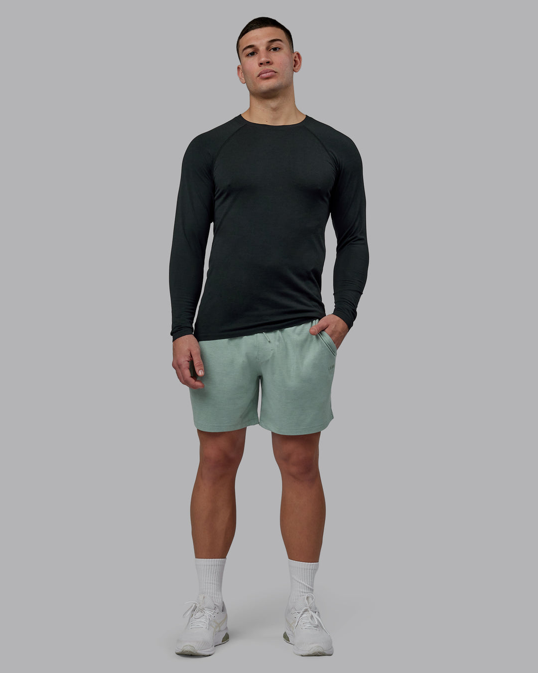 Man Wearing Restore CloudFLX Short - Iceberg Green Marl