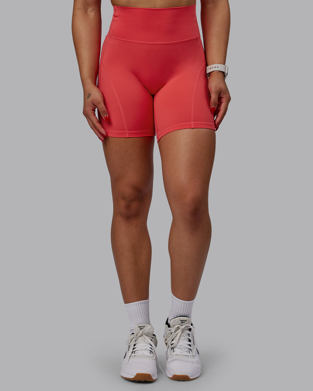 Woman wearing Bend Mid Short Tights - Cayenne