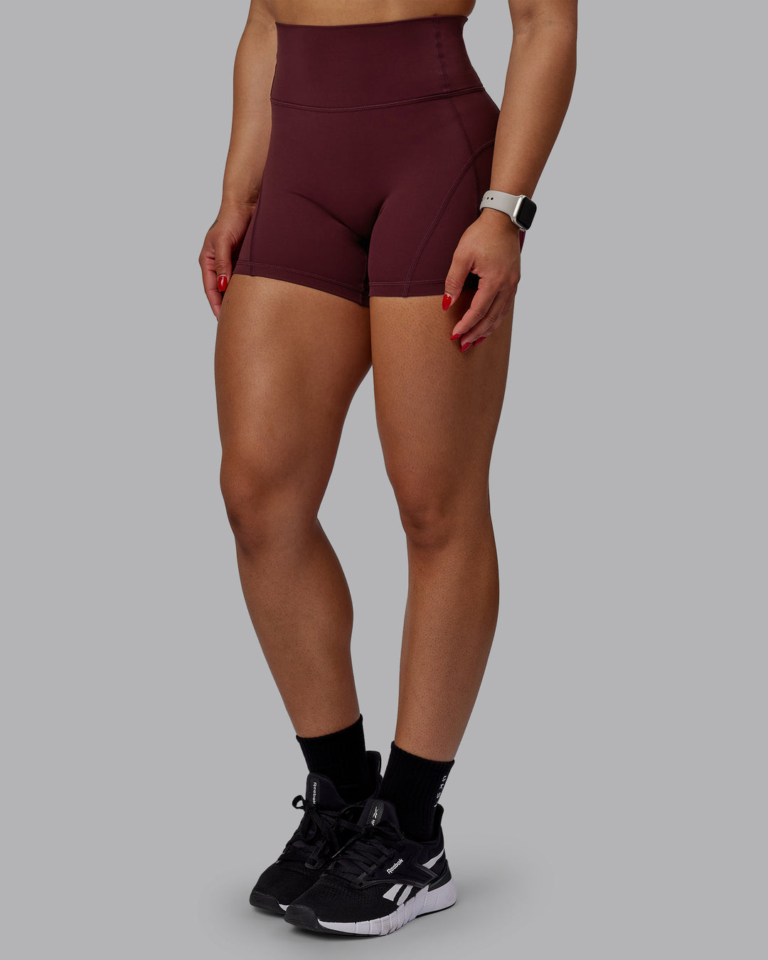 Woman wearing Bend X-Short Tights - Dark Cherry