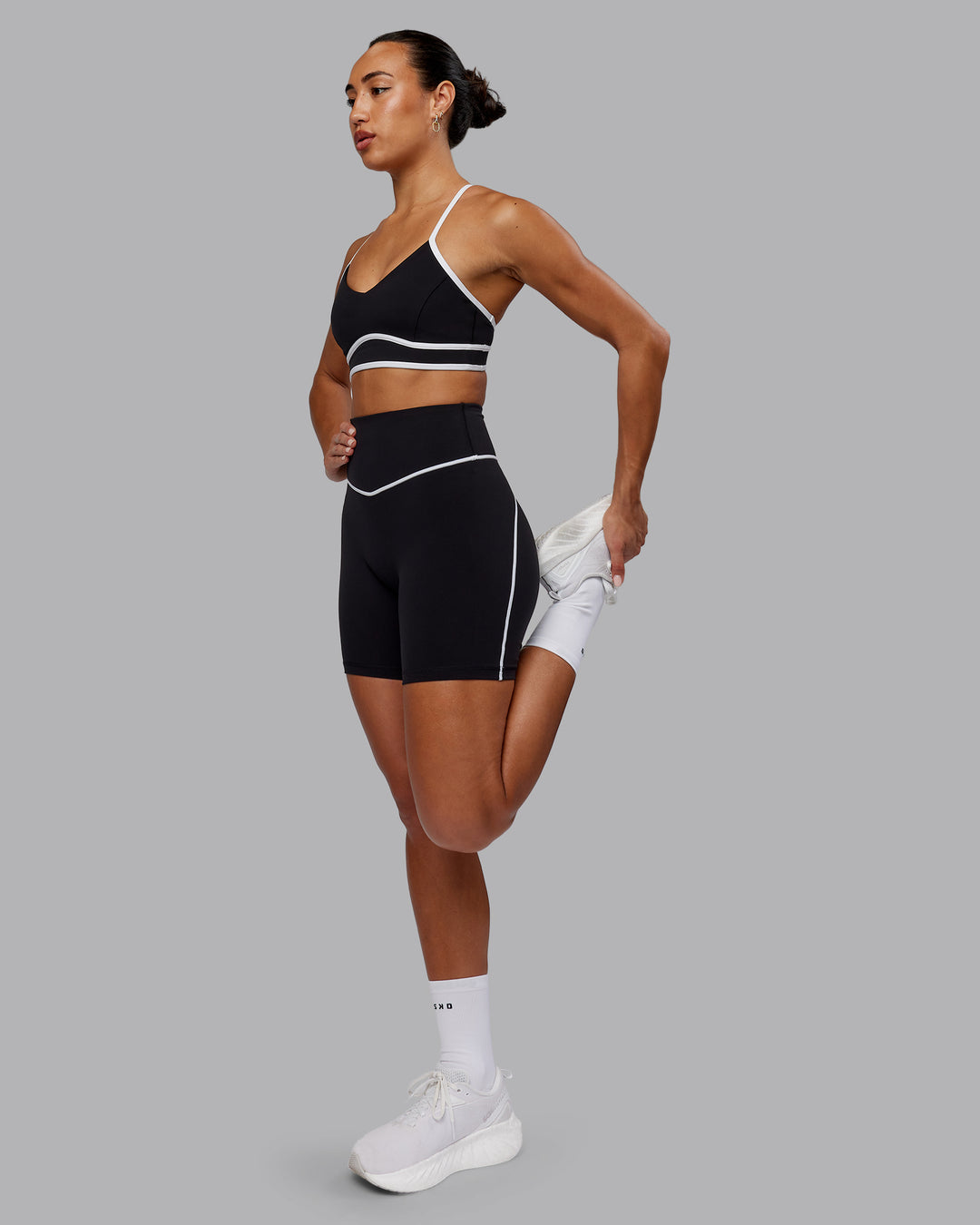 Woman wearing Contrast Sports Bra - Black-White