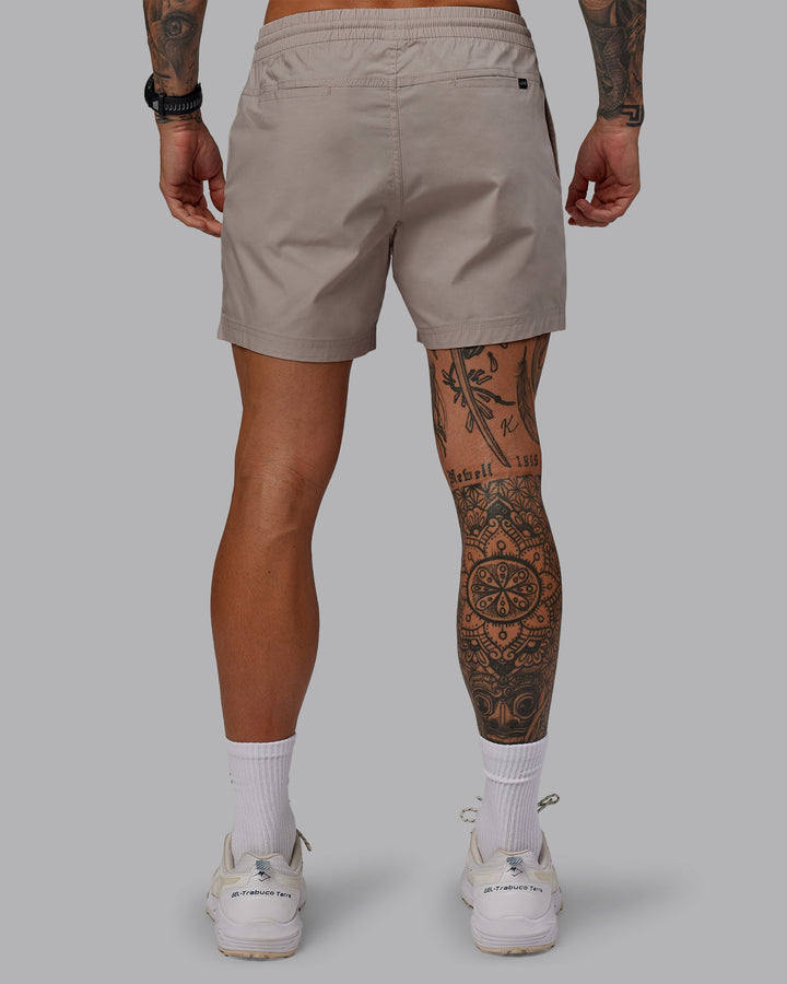 Man wearing Daily 5&quot; Shorts - Shale Beige
