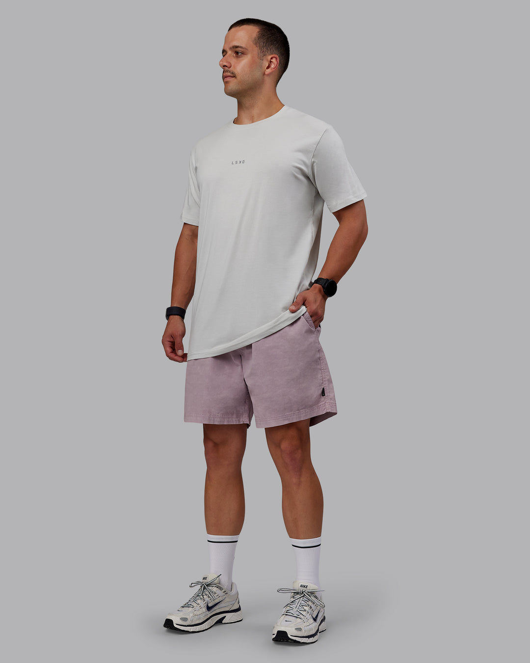 Man wearing Washed Daily 7&quot; Shorts - Greyish Purple