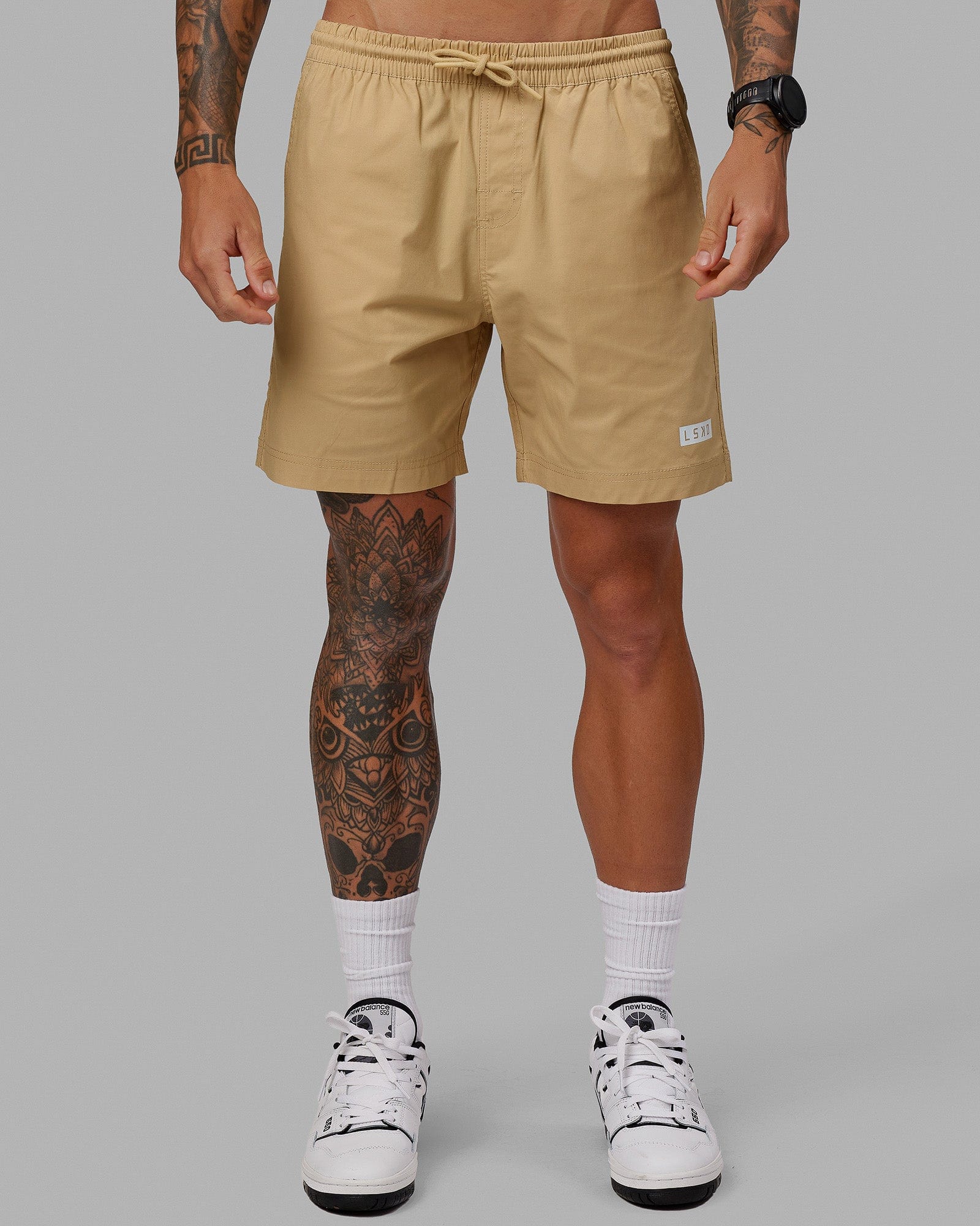 Khaki shorts guys best sale