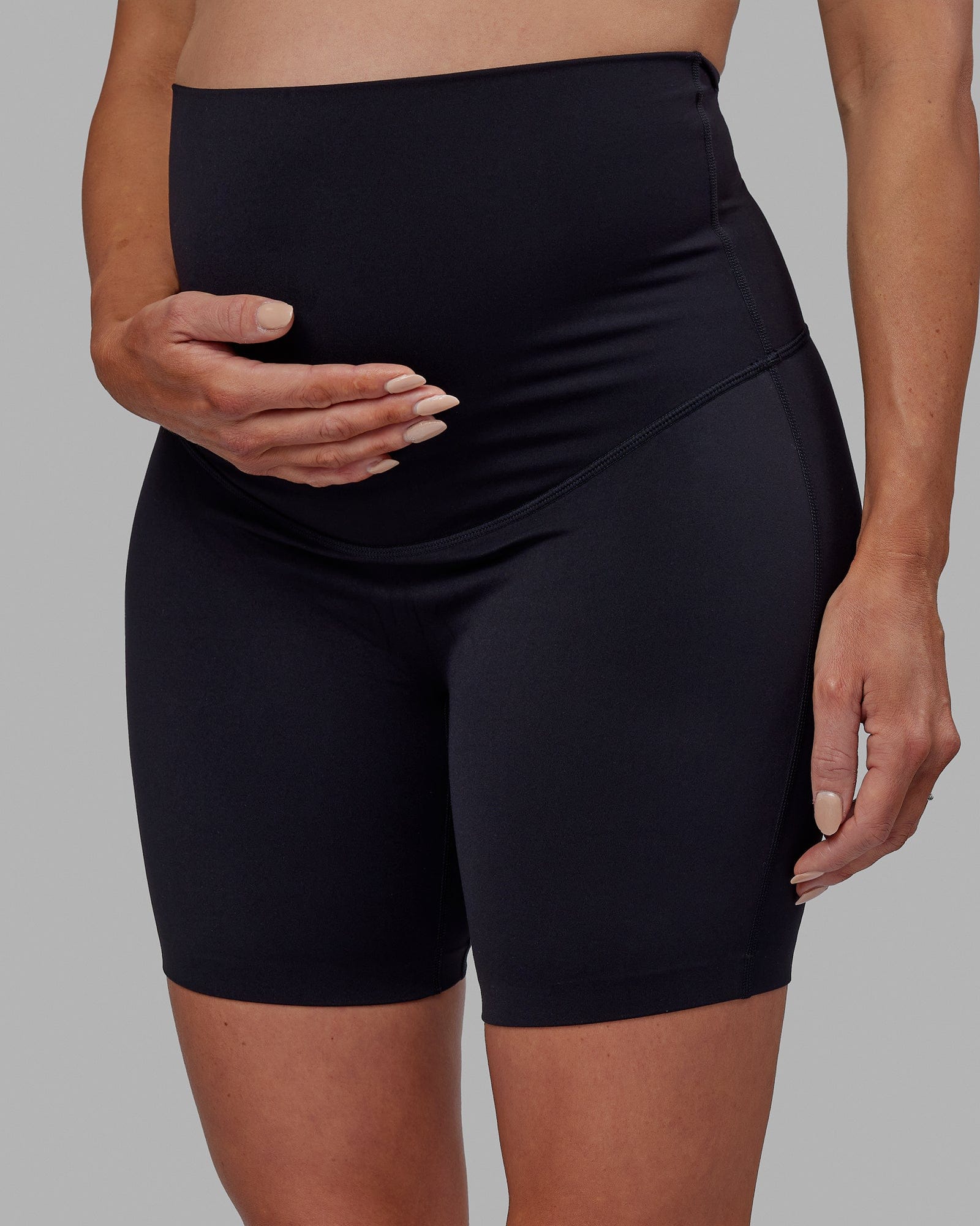 Black Pregnancy Biker Short  Maternity Exercise Shorts – Born Primitive EU