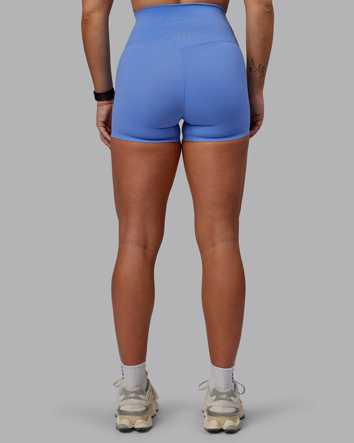 Woman wearing Elixir X-Short Tights - Ultramarine
