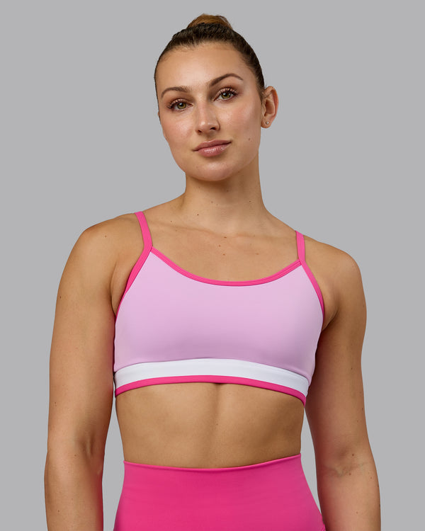 Woman wearing Excel Sports Bra - Pastel Orchid