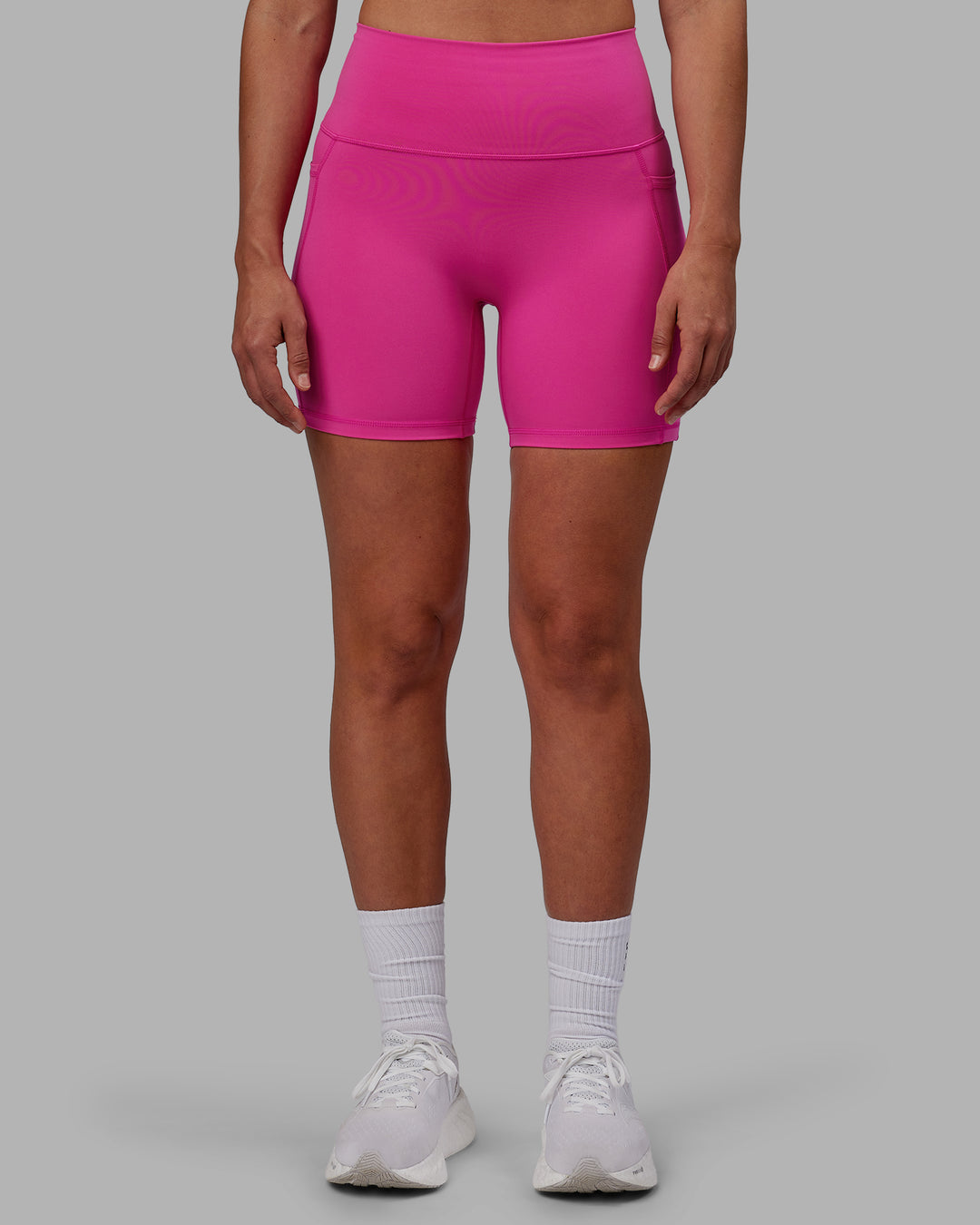 Woman wearing Fusion Mid Short Tights - Fuchsia Pink