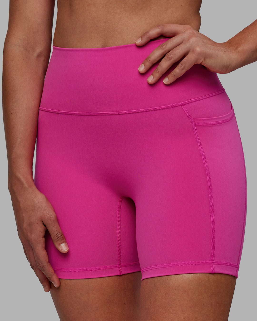 Woman wearing Fusion Mid Short Tights - Fuchsia Pink