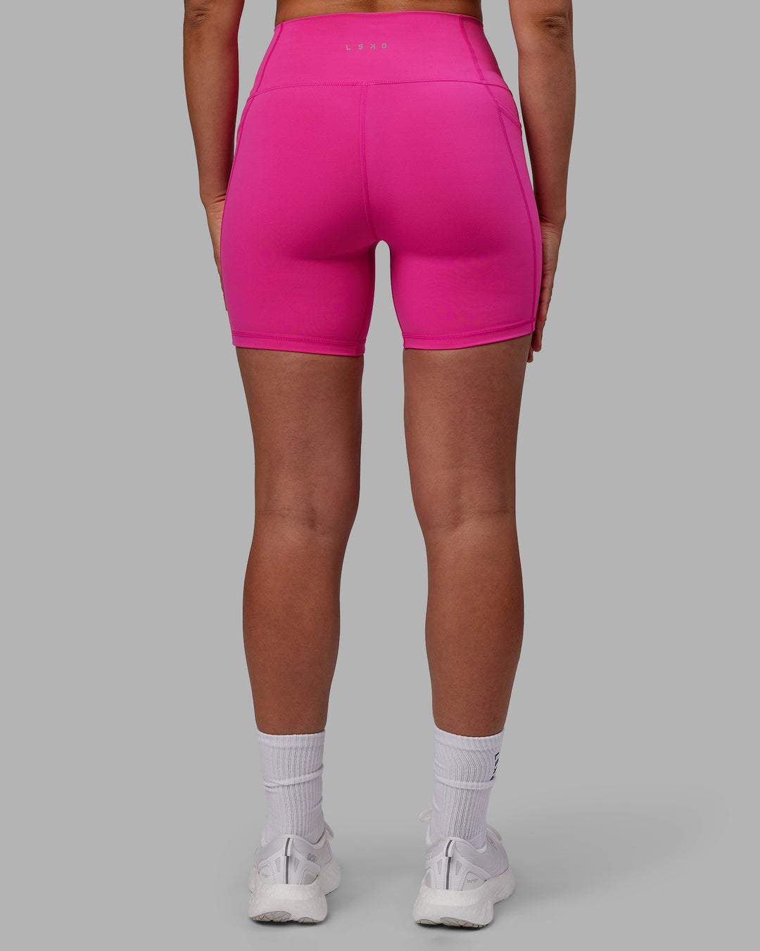 Woman wearing Fusion Mid Short Tights - Fuchsia Pink