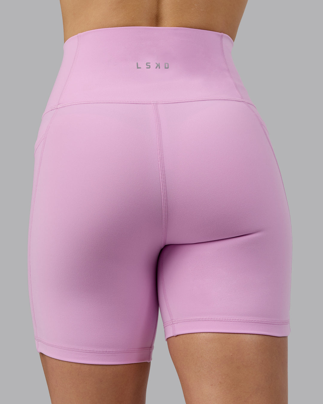 Woman wearing Fusion Mid Short Tights - Pastel Orchid