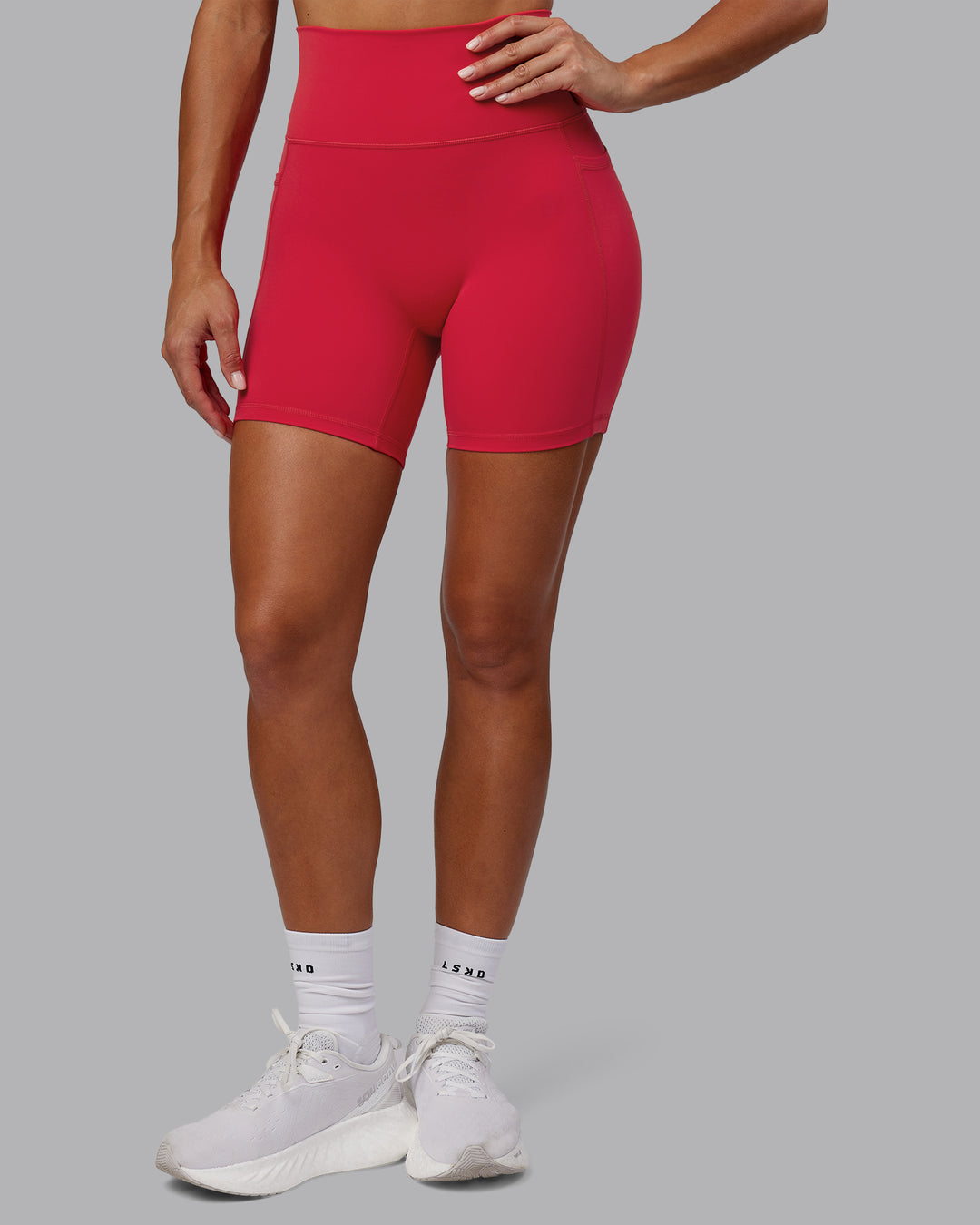 Woman wearing Fusion Mid Short Tights - Scarlet