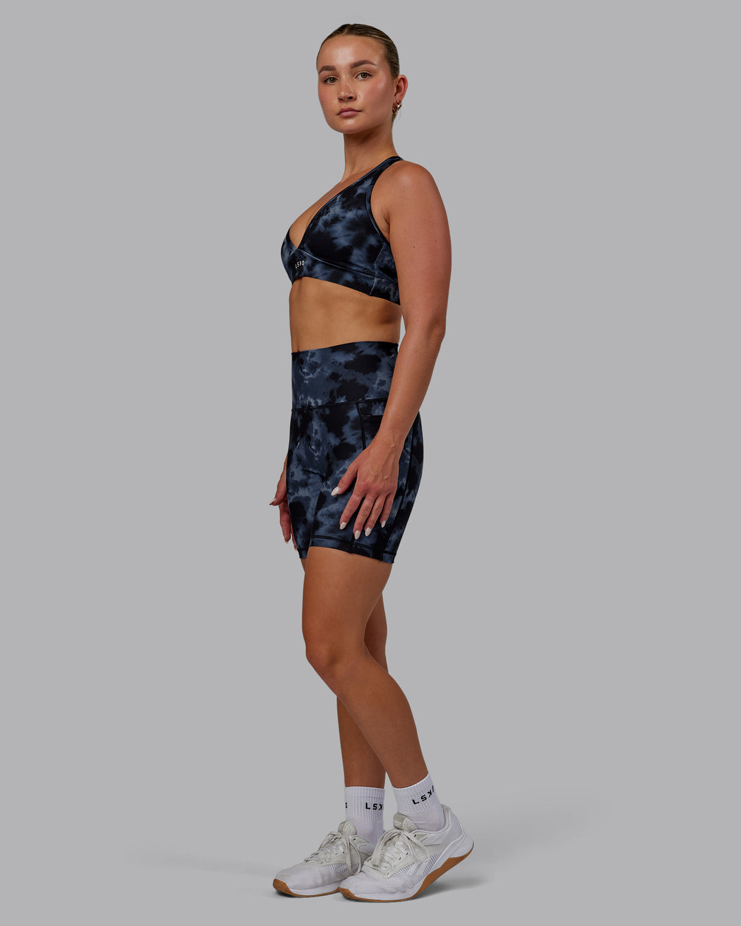 Fusion Mid Short Tights with Pockets - Tie Dye-Midnight