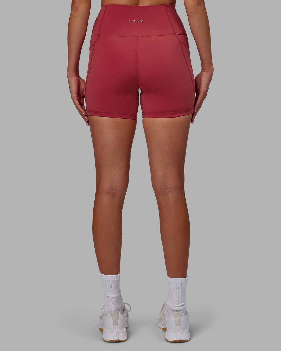 Woman wearing Fusion X-Short Tights - Claret