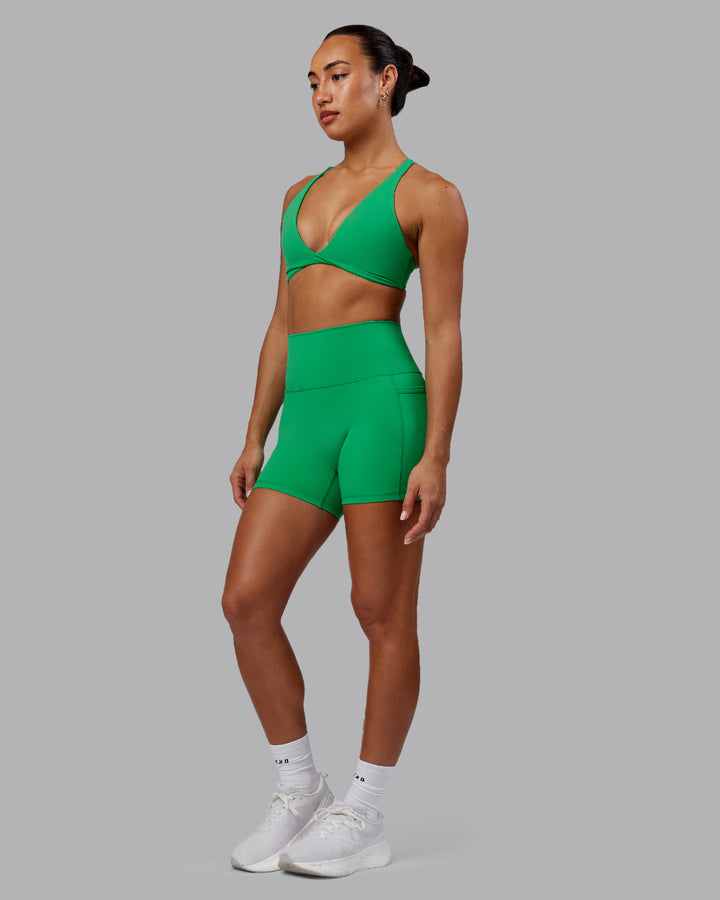 Woman wearing Fusion X-Short Tights - Impact Green
