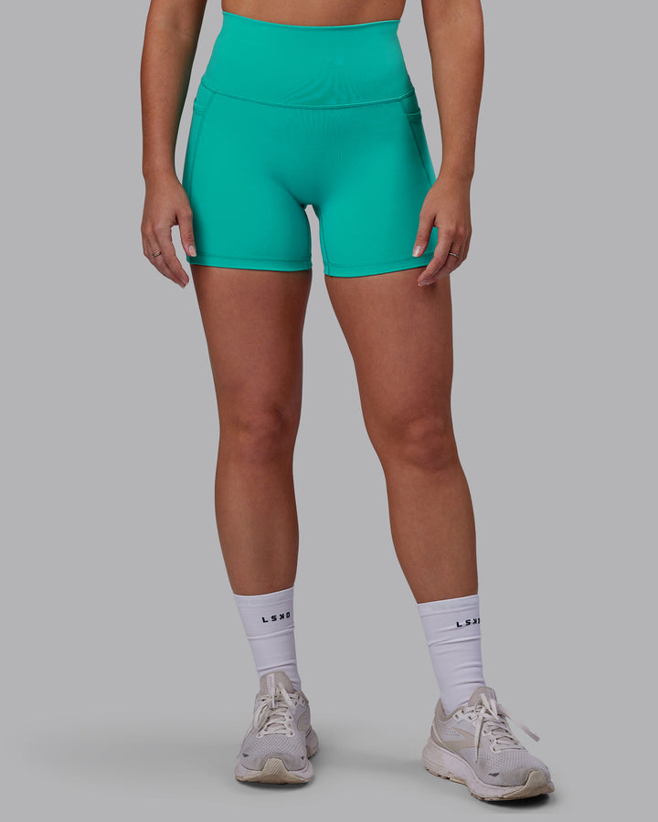 Woman wearing Fusion X-Short Tights - Turquoise Tide
