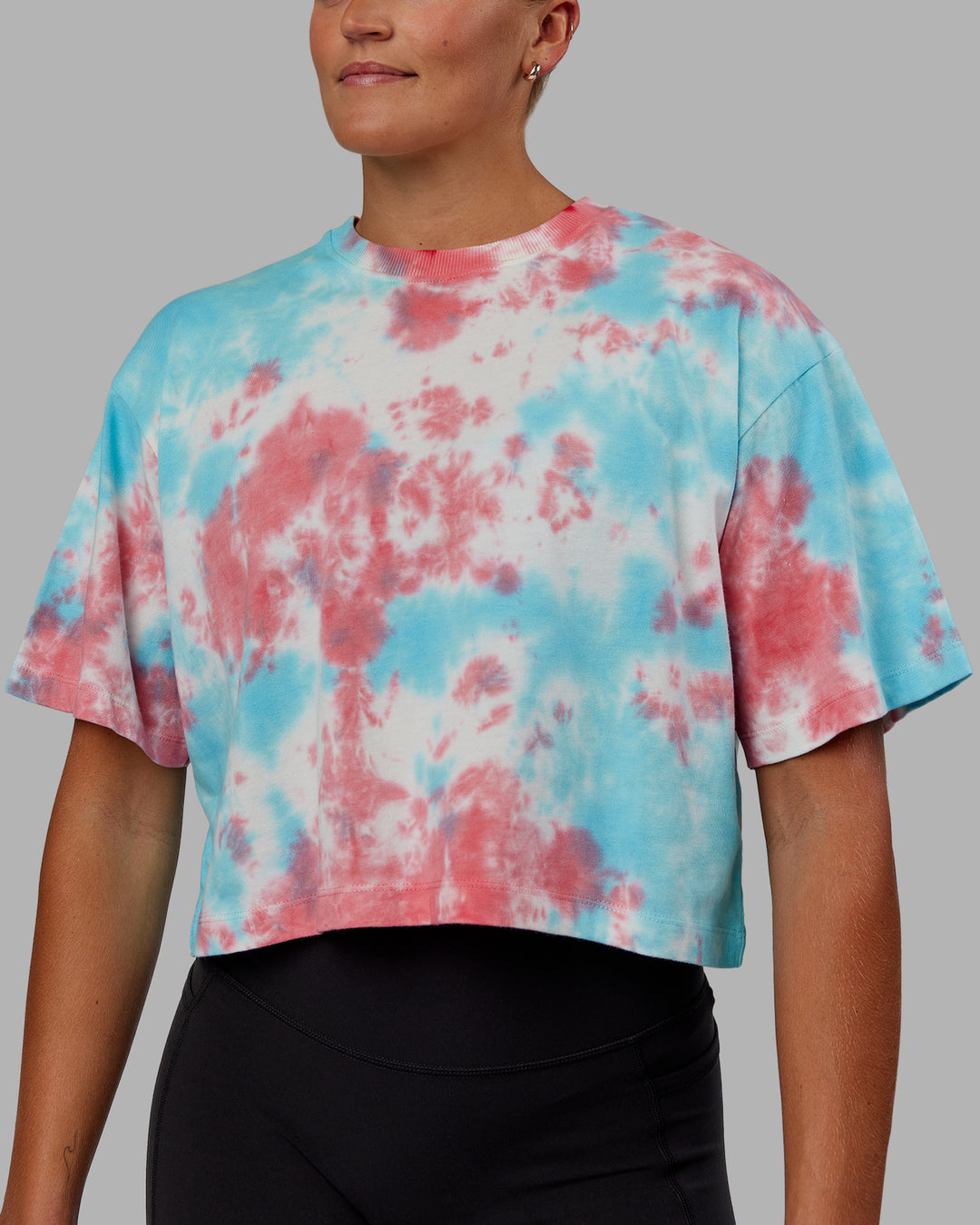 Woman wearing Lifting Club Cropped Heavyweight Tee - Scarlet-Tie Dye