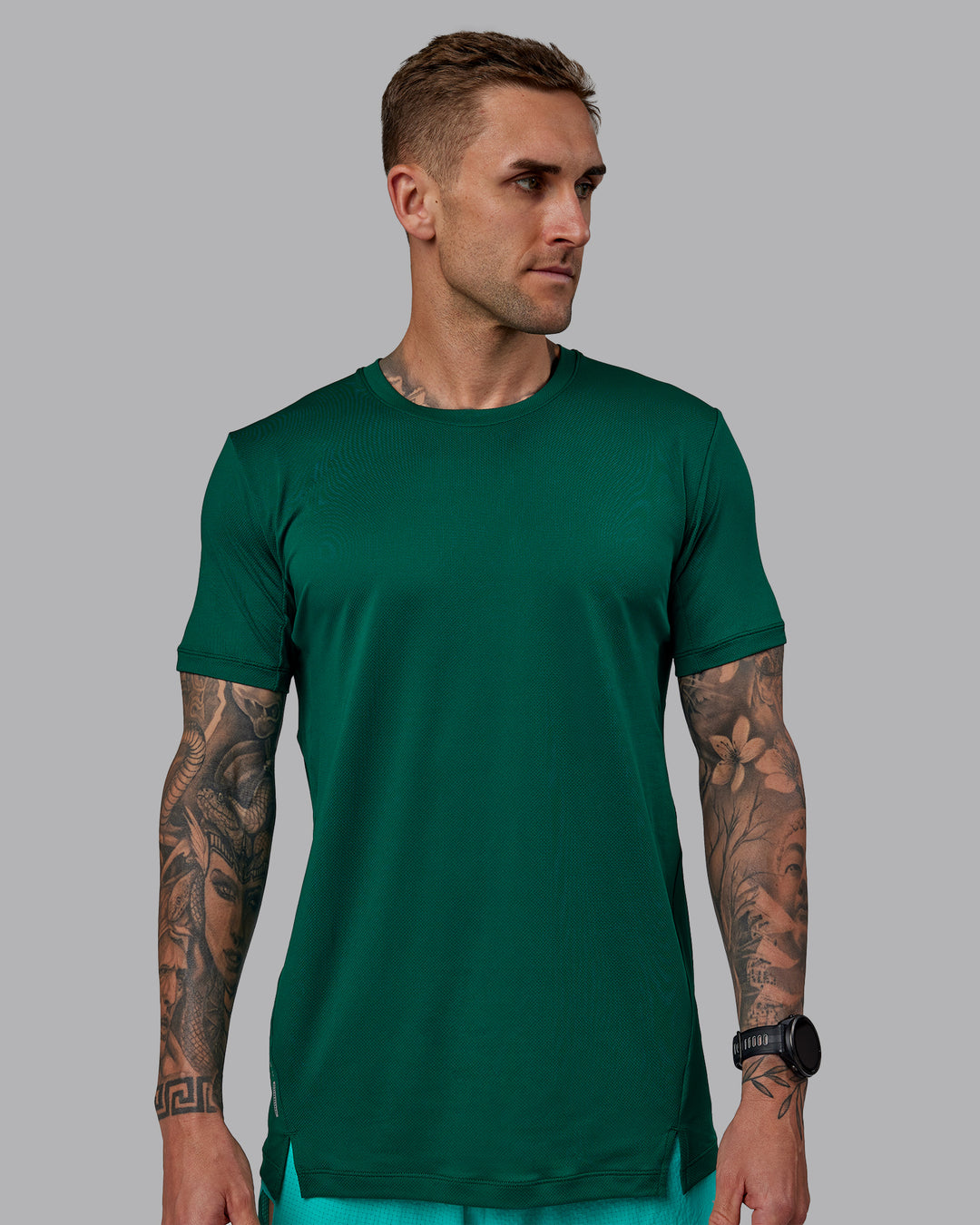 Man wearing Pace Running Tee - Malachite