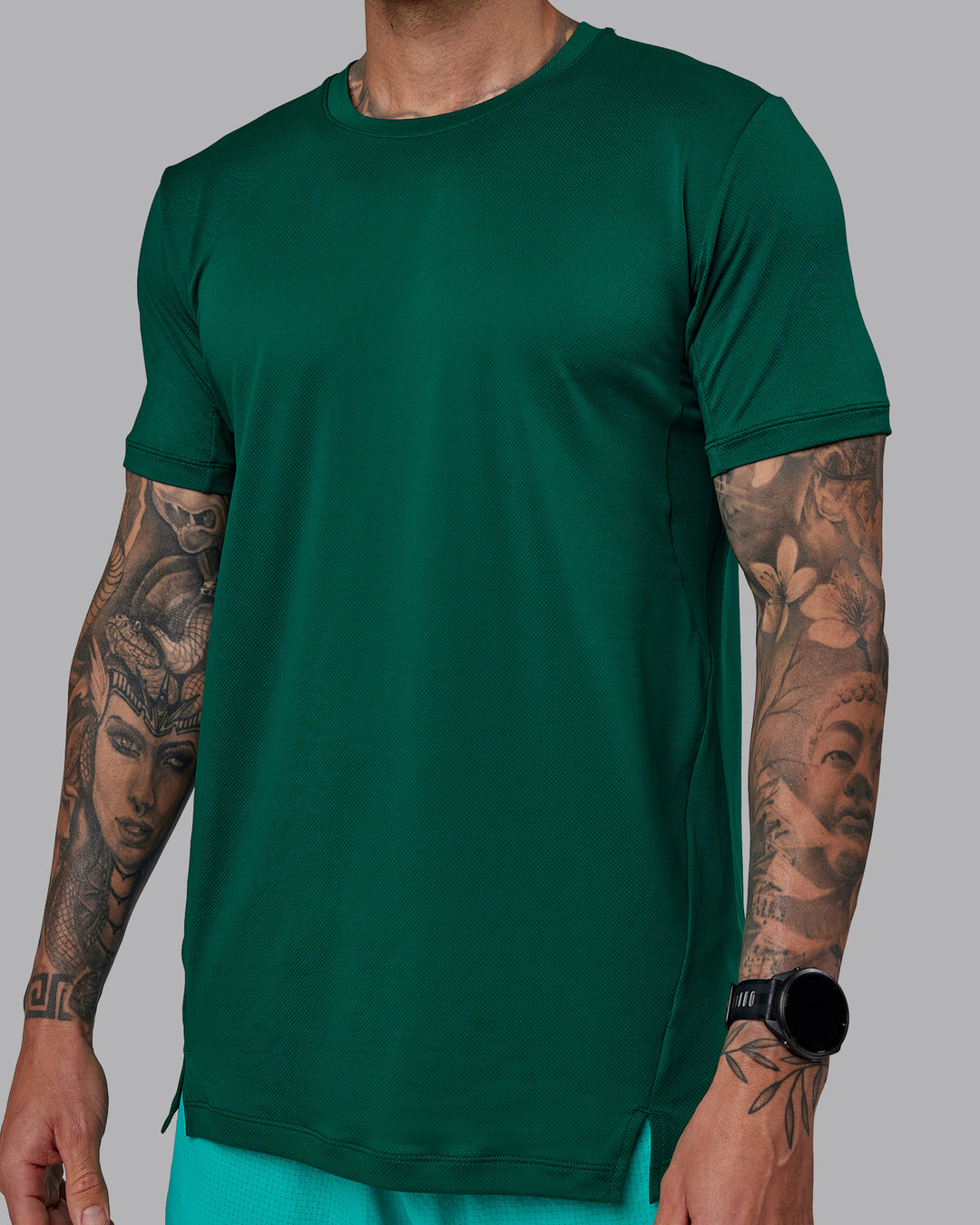 Man wearing Pace Running Tee - Malachite