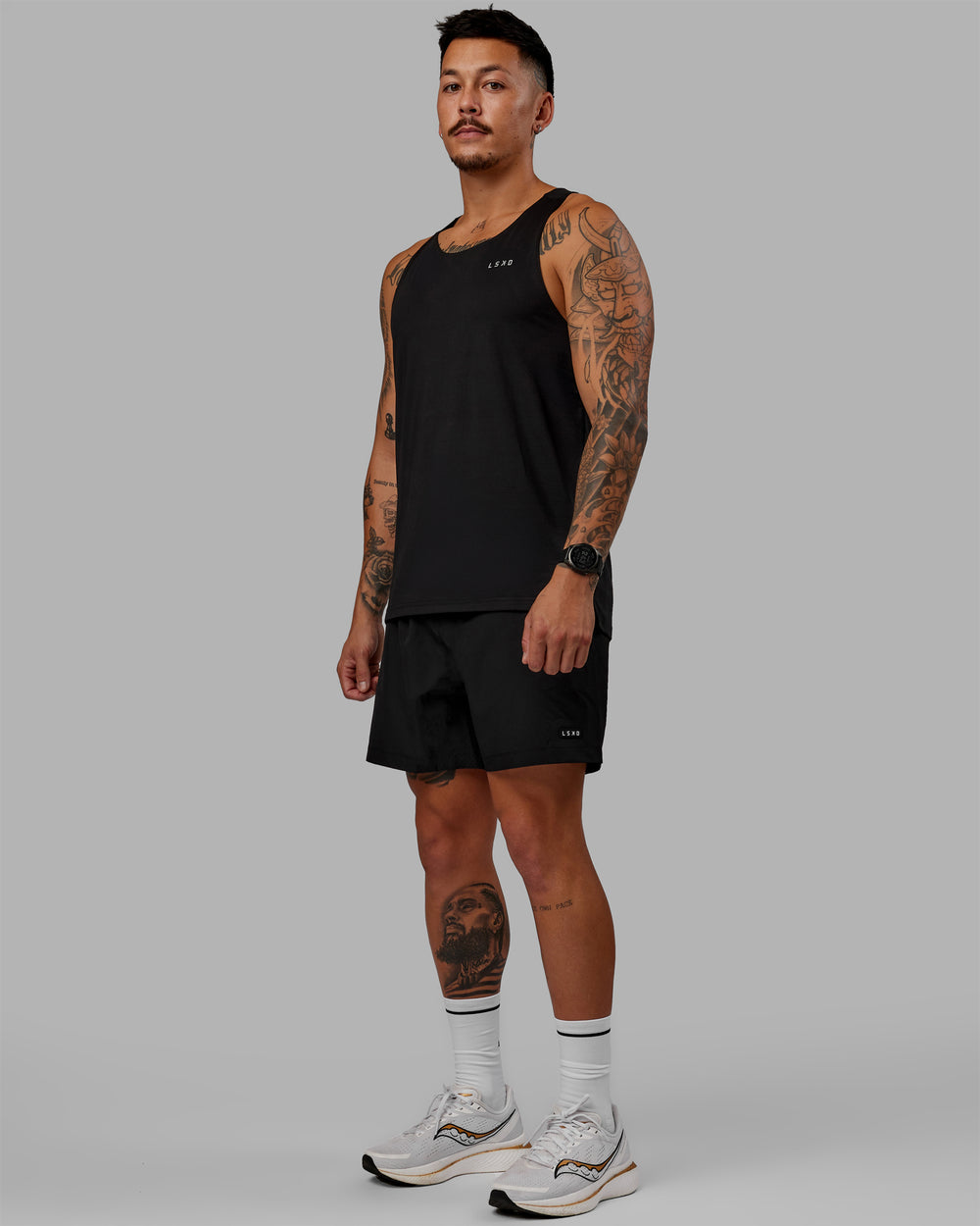 Man wearing Perform VapourFLX Tank - Black-Reflective