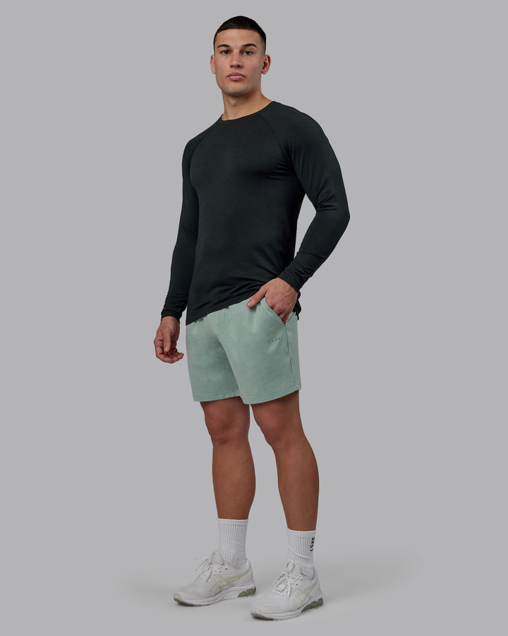 Man Wearing Restore CloudFLX Short - Iceberg Green Marl
