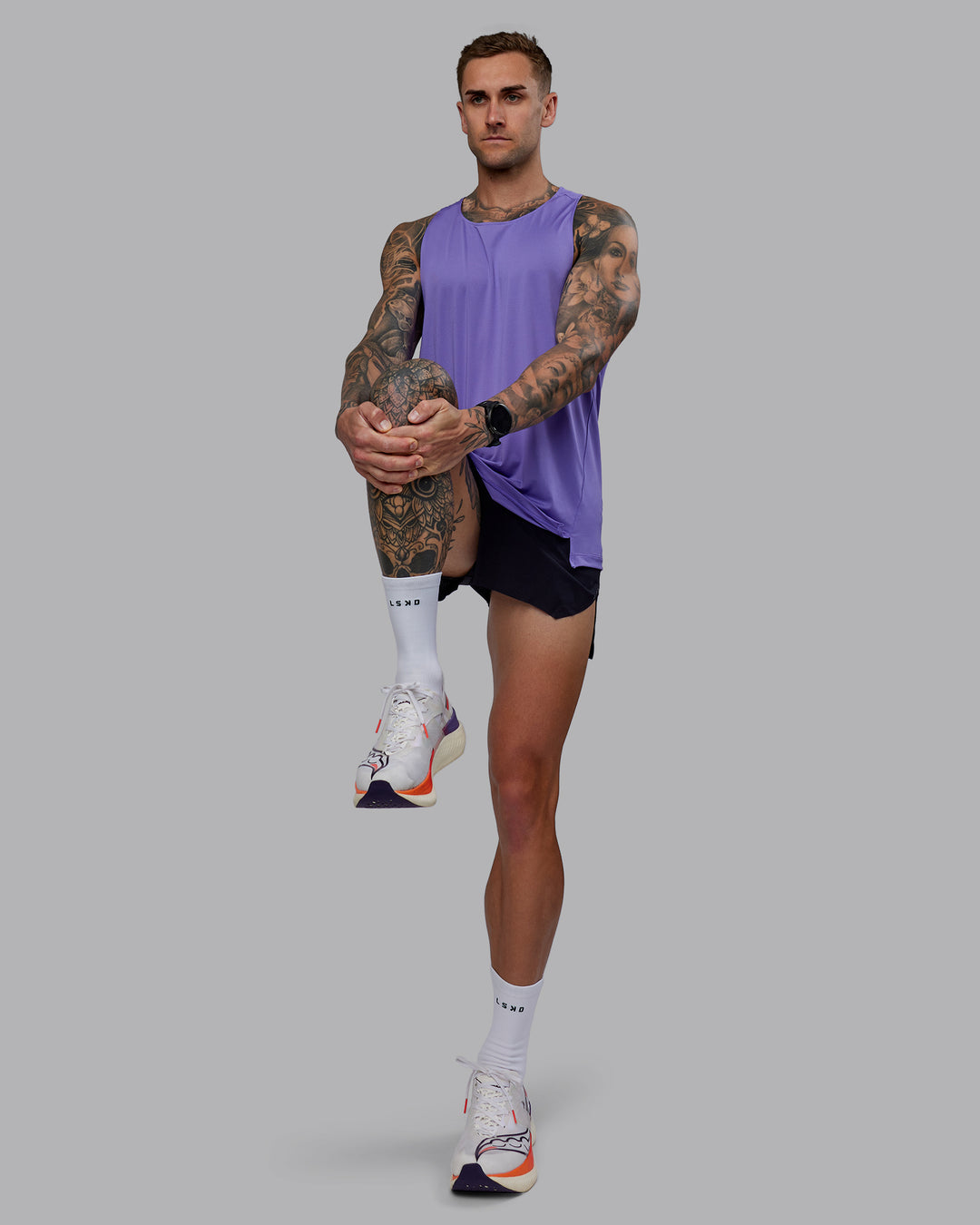 Man wearing Pace Running Tank - Dahlia Purple