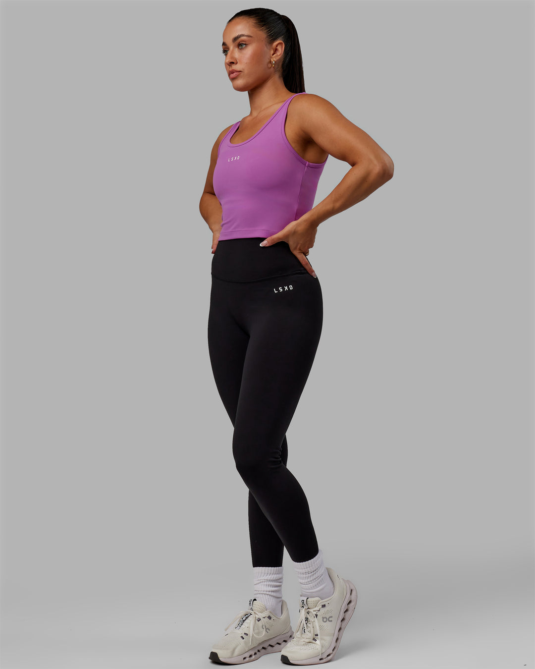 Woman wearing Reflex Active Tank - Hyper Violet