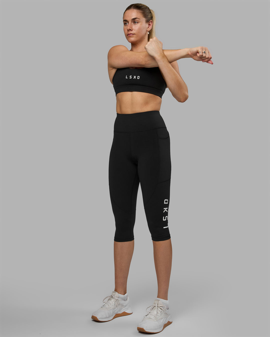 Women Wearing Rep 3/4 Length Tight - Black-White