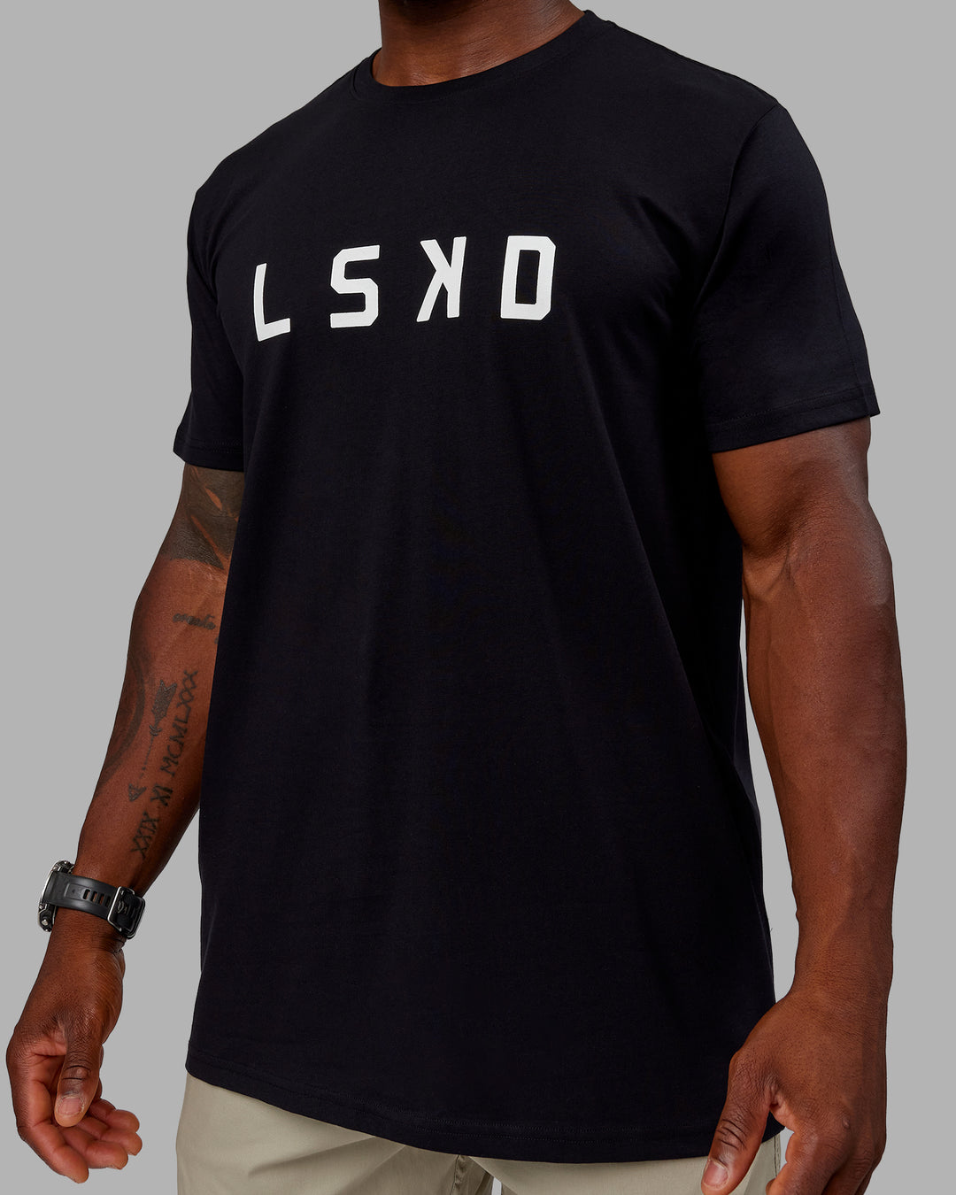 Man wearing Structure FLXCotton Tee - Black-White