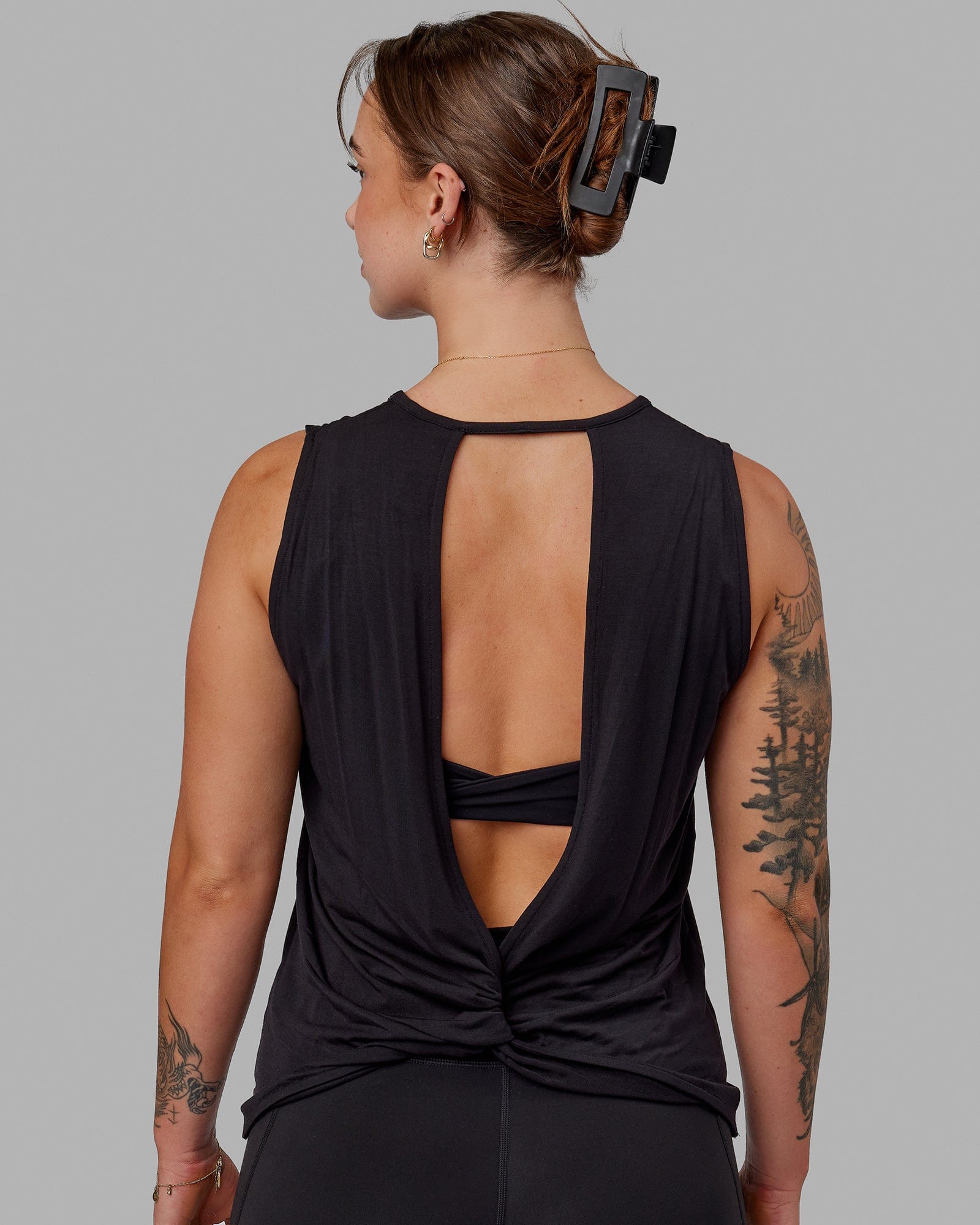 Open back deals tank top