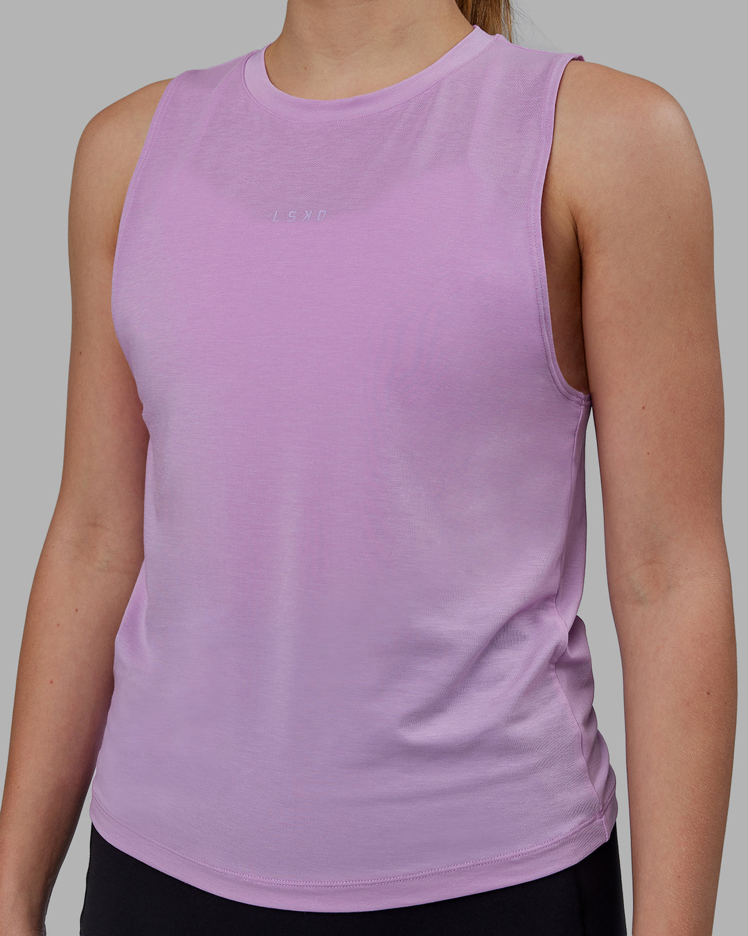 Woman wearing Vital Training Tank - Light Violet