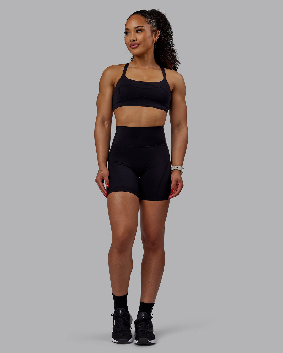 Woman wearing Bend Mid Short Tights - Black