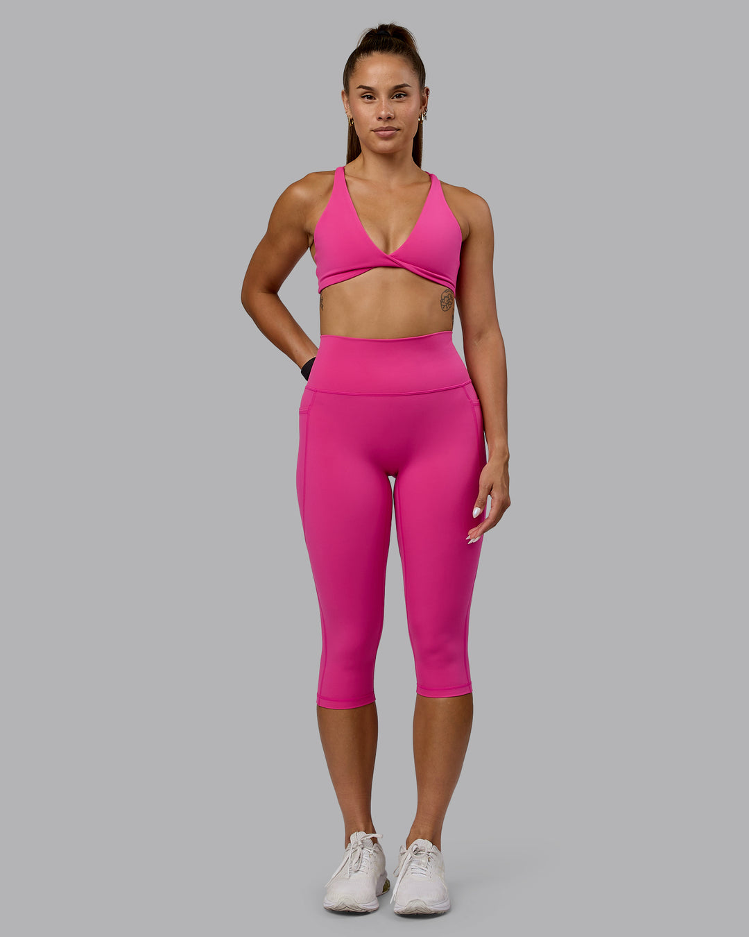 Woman wearing Fusion 3/4 Length Tights - Fuchsia Pink