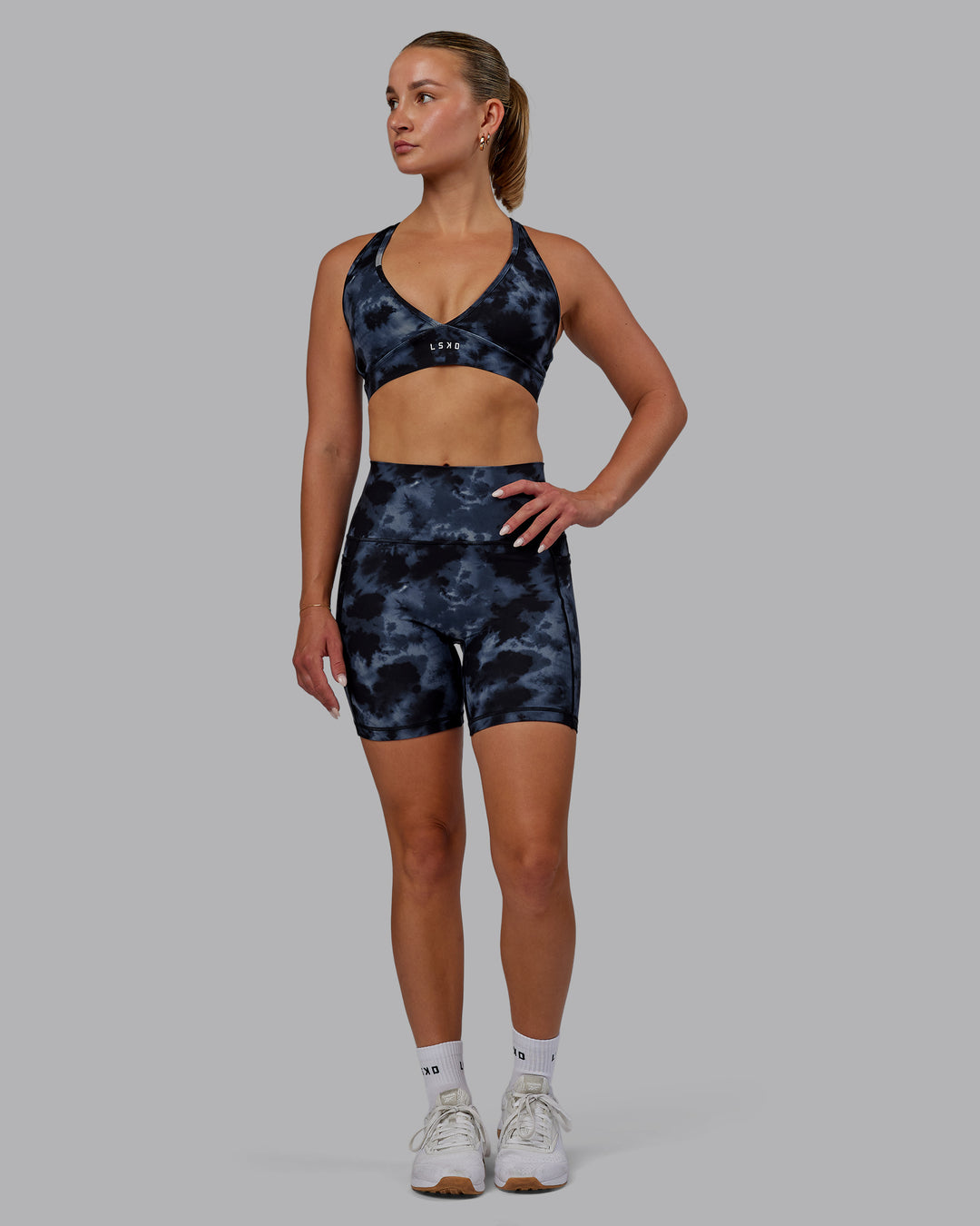 Fusion Mid Short Tights with Pockets - Tie Dye-Midnight