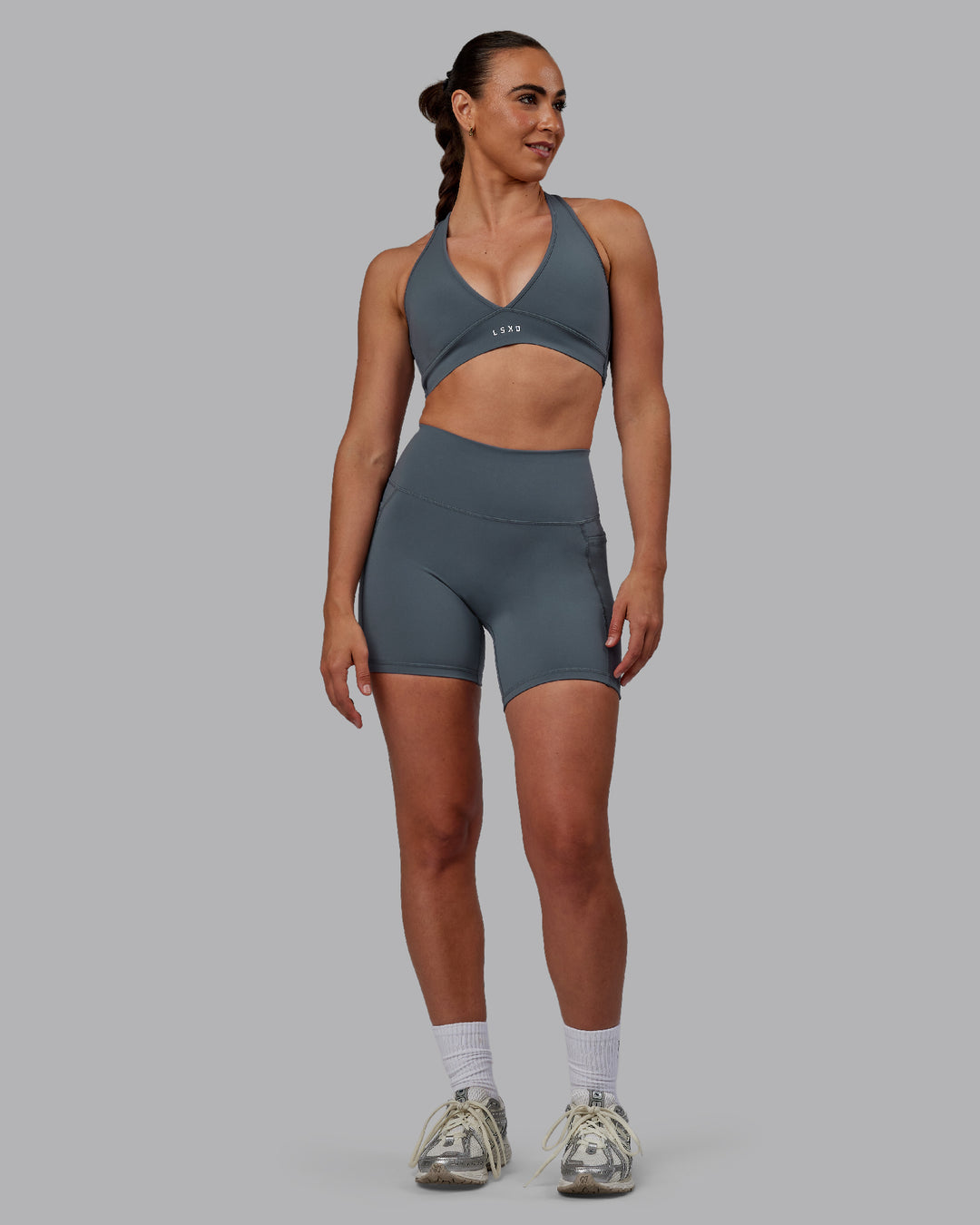 Woman wearing Fusion Mid Short Tights - Turbulence