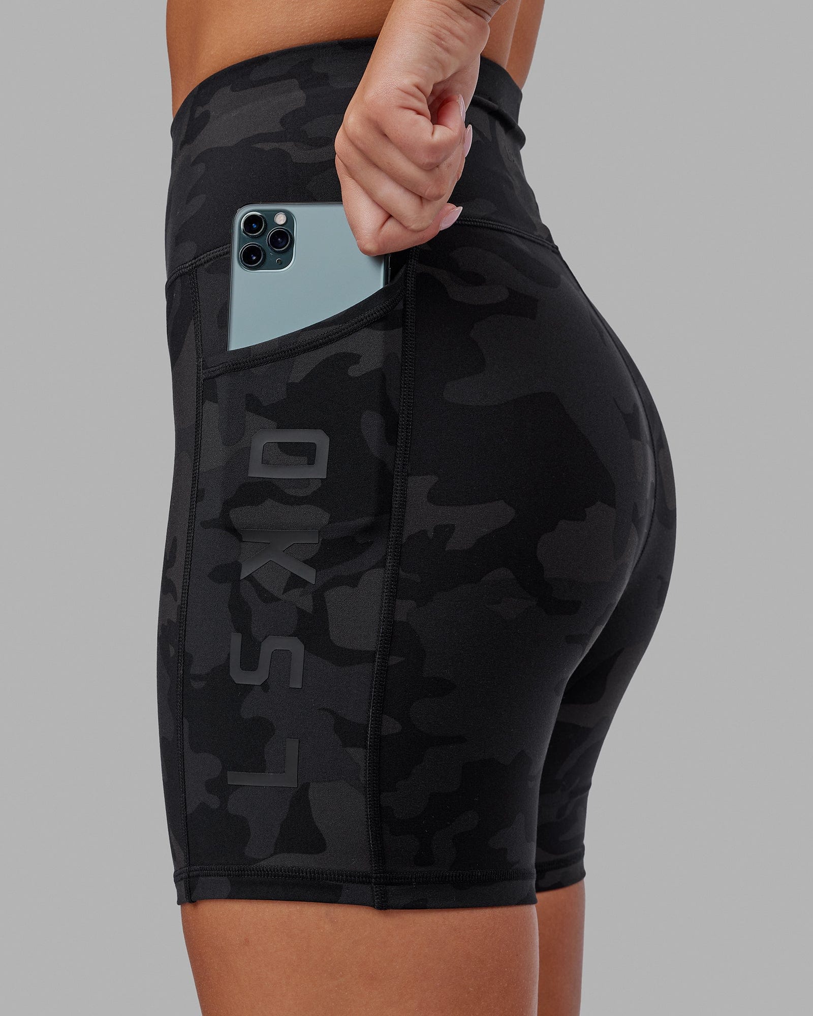 Camouflage spandex shorts outlet