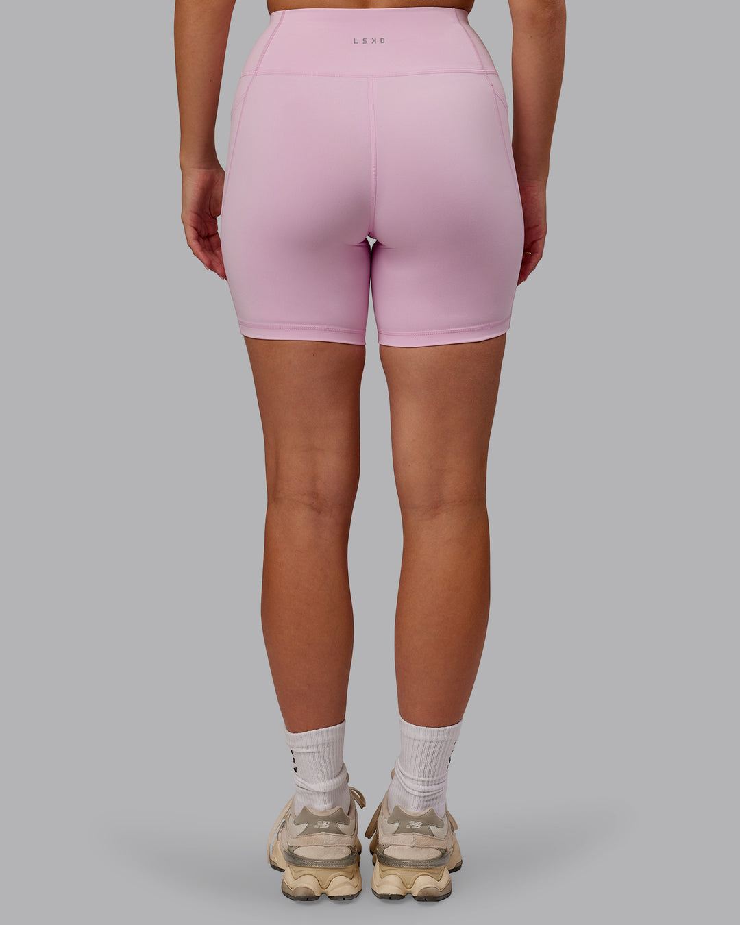 Rep Mid Short Tight - Marshmallow-Cherry Lacquer