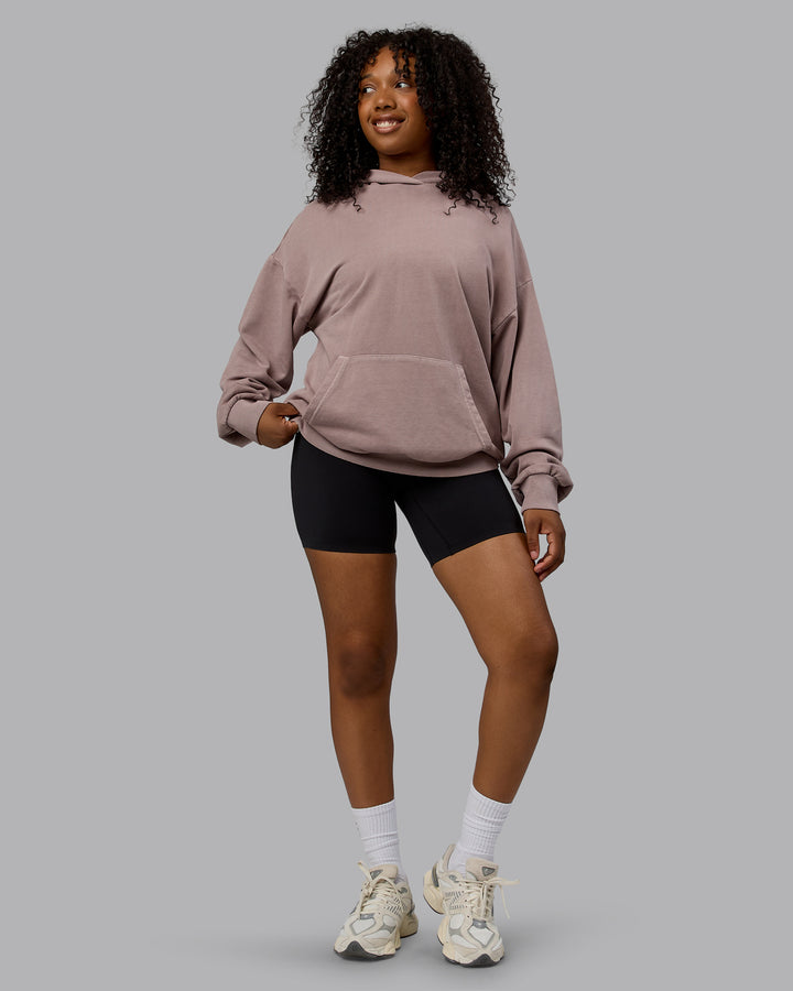 Woman wearing Unisex Washed Set the Standard Hoodie Oversize - Greyish Purple-Off White
