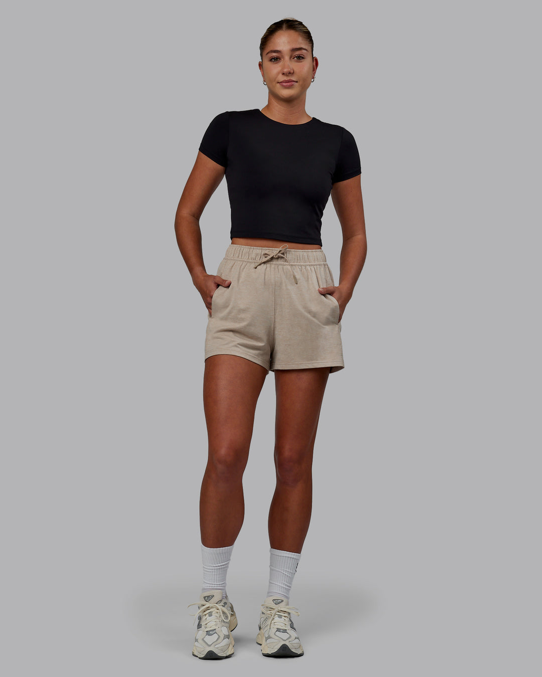 Women wearing Restore CloudFLX Short - Oatmeal Marl