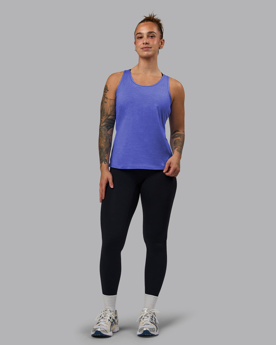 Women Wearing Perform VapourFLX Tank - Baja Blue Marl