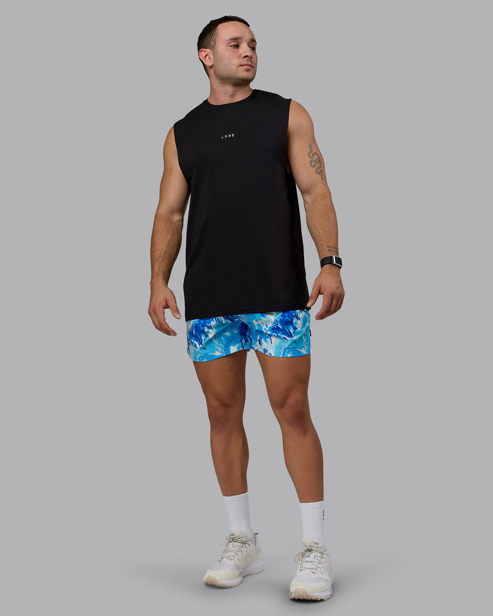 Man wearing Daily 5" Swim Shorts - React Blue-Cockatoo