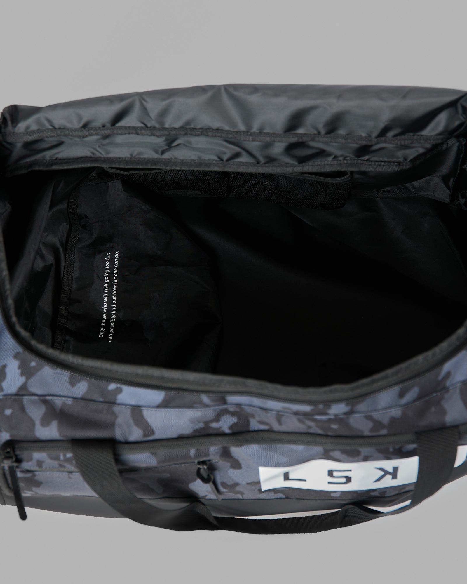 Under armour large 2024 camo duffle bag