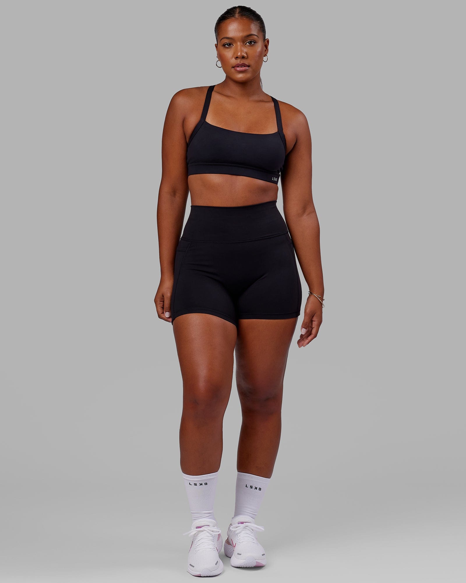 HIGH-RISE BIKE SHORT - BLACK  GIRLFRIEND COLLECTIVE - Momentum Clothing